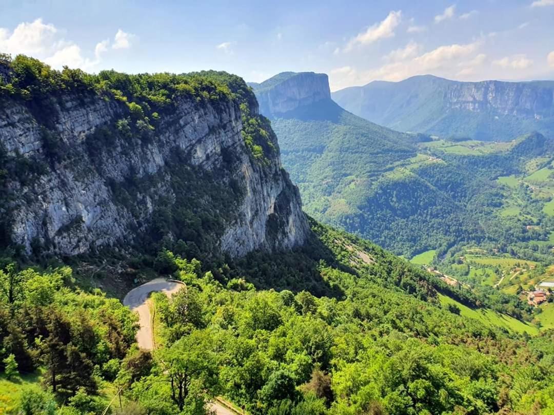 L'Echevine En Vercors Echevis Екстериор снимка