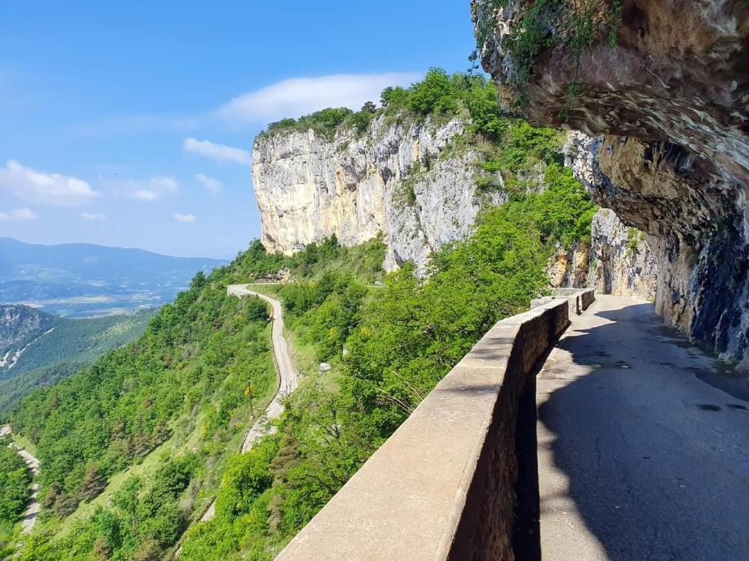 L'Echevine En Vercors Echevis Екстериор снимка