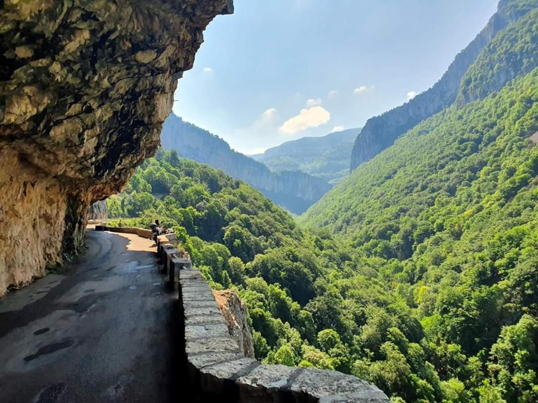 L'Echevine En Vercors Echevis Екстериор снимка